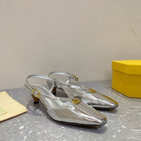 펜디 FENDI 여성 슬링백