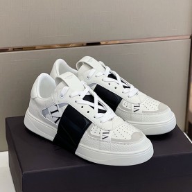 발렌티노 VALENTINO 남성 로고밴드 스니커즈