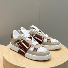 발렌티노 VALENTINO 남여공용 로고밴드 스니커즈
