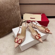 발렌티노 VALENTINO 여성 V-RING  펌프스 슬링백