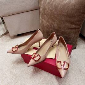 발렌티노 VALENTINO 여성 V-RING 펌프스