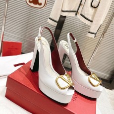발렌티노 VALENTINO 여성 플랫폼 힐