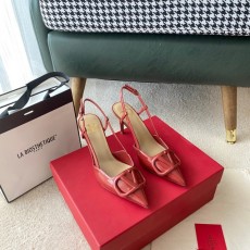 발렌티노 VALENTINO 여성 시그니처 V-RING 슬링백
