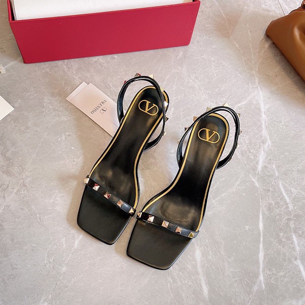 발렌티노 VALENTINO 락스터트 슬링백 샌들