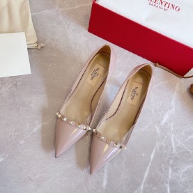발렌티노 VALENTINO 락스터드 스틸레토 힐