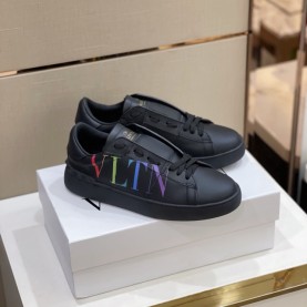 발렌티노 VALENTINO 남여공용 락스터드 히든 오픈 스니커즈