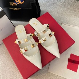 발렌티노 VALENTINO 여성 락스터드 뮬 힐