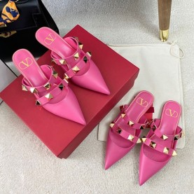 발렌티노 VALENTINO 여성 락스터드 뮬 힐