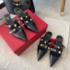 발렌티노 VALENTINO 로만 스터드 뮬 힐
