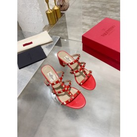 발렌티노 VALENTINO 락스터드 뮬 힐