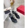 발렌티노 VALENTINO 락스터드 물 힐