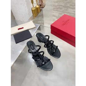 발렌티노 VALENTINO 락스터드 물 힐