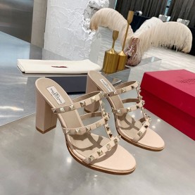 발렌티노 VALENTINO 락 스터드  뮬 힐