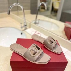 발렌티노 VALENTINO 여성 뮬 슬리퍼