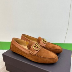 발렌티노 VALENTINO 남성 스웨이드 로퍼