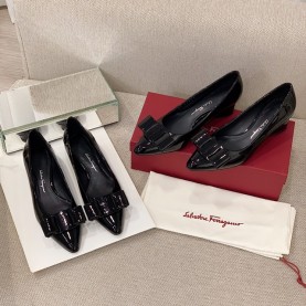 페레가모 FERRAGAMO 여성 비바 펌프스