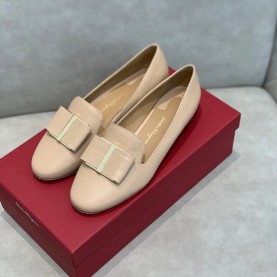 페레가모 FERRAGAMO 여성 플랫 슈즈