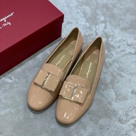 페레가모 FERRAGAMO 여성 플랫 슈즈