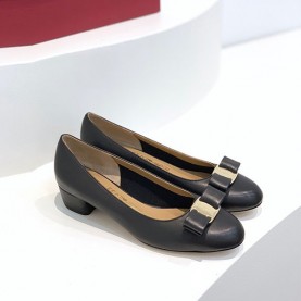 페레가모 FERRAGAMO 여성 바라 펌프스