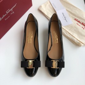 페레가모 FERRAGAMO 여성 펌프스