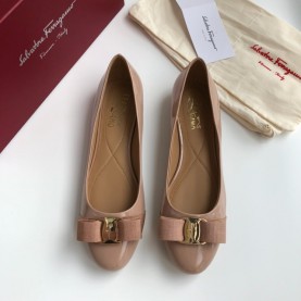페레가모 FERRAGAMO 여성 플랫