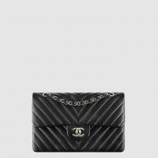 [CHANEL-샤넬]  클래식 쉐브론  램스킨 미디움