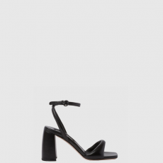 [MIUMIU-미우미우] 페턴트 가죽 굽높이 샌들 F0002