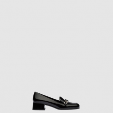 [MIUMIU-미우미우] 페이턴트 가죽 로퍼 5D658D