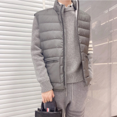 [THOM BROWNE-톰브라운]4바 퀄팅 다운 베스트(남여공용)