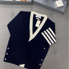 [THOM BROWNE-톰브라운]4바 캐시미어 니트 가디건(남여공용)