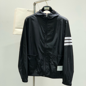 [THOM BROWNE-톰브라운] 윈드 브레이커 후드