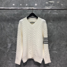 [THOM BROWNE-톰브라운] 브이넥 스웨터  (남녀공용)