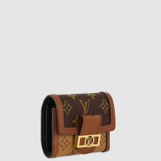 [LOUIS VUITTON-루이비통] 도핀 컴팩트 월릿 모노그램