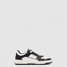 [VALENTINO-발렌티노] 로우탑 송아지 가죽 스니커즈